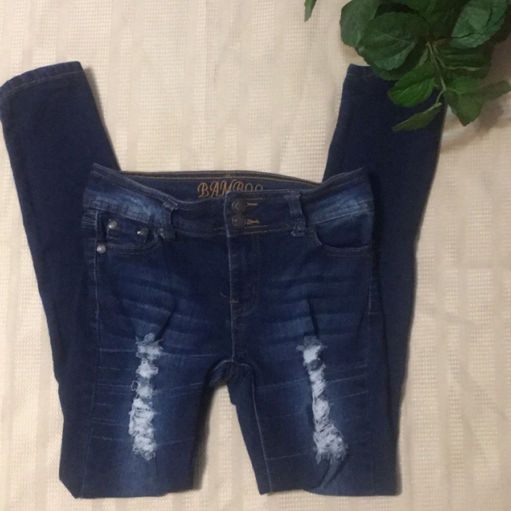 Jeans - Picture 2 of 6